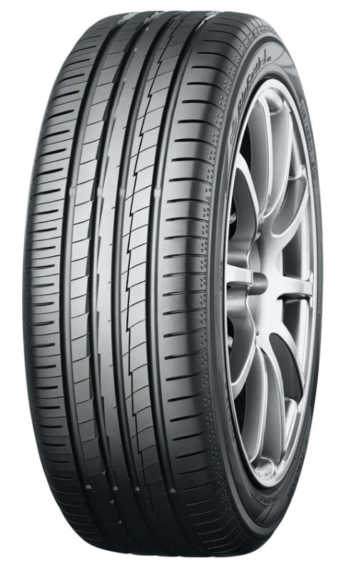 фото шины YOKOHAMA AE50 245/45 R17 99W