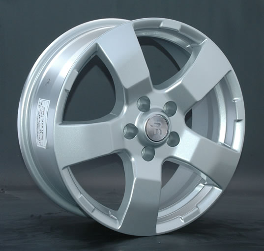 фото диска Replica Replay R17 ET41 DIA67,1 PCD:5/114,3 серебристый